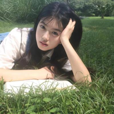这名男子，捡到了人鱼。